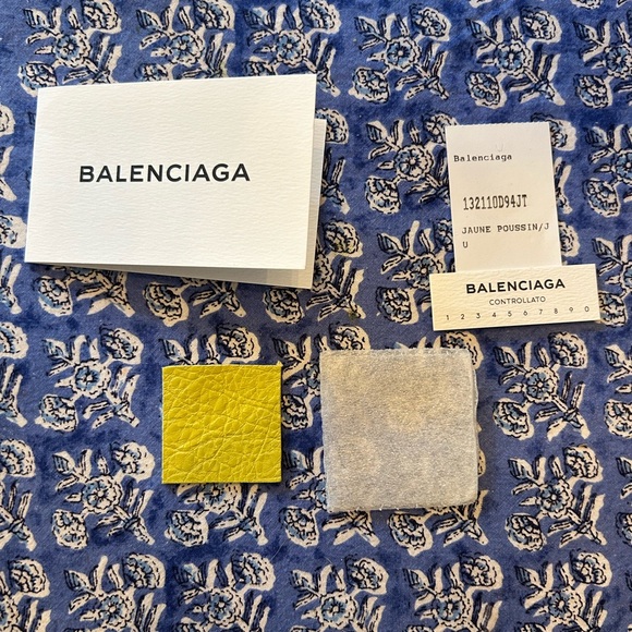 💙Balenciaga Electric Yellow  Juane Poussin “Work” Bag Classic Hardware💙💙💙Tags - Picture 11 of 11